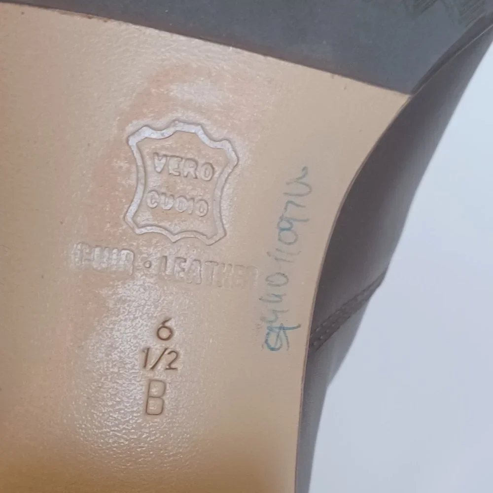 New Bruno Magli Genuine Leather Boots
